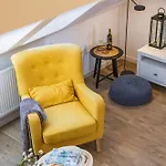 The Golden Mezzanine In Apartamento *