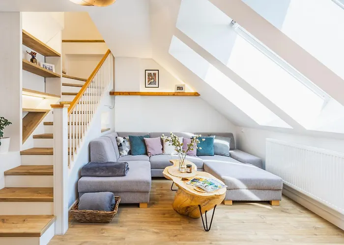 The Golden Mezzanine In Apartament *