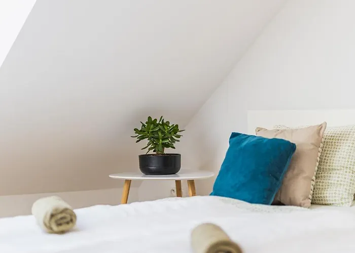 Apartament The Golden Mezzanine In Bratysława