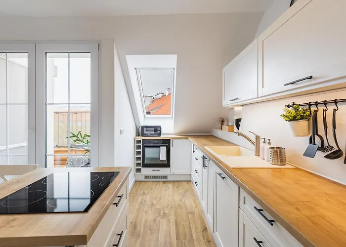 The Golden Mezzanine In Appartement Bratislava