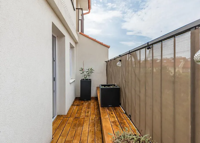 The Golden Mezzanine In * Братислава