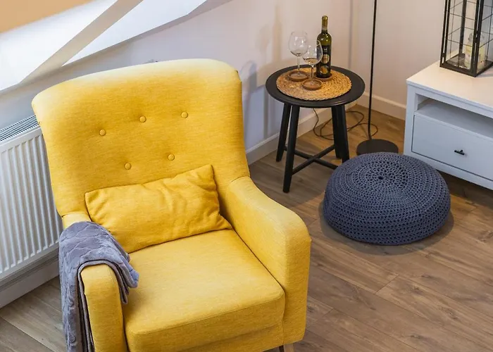 The Golden Mezzanine In Apartment *