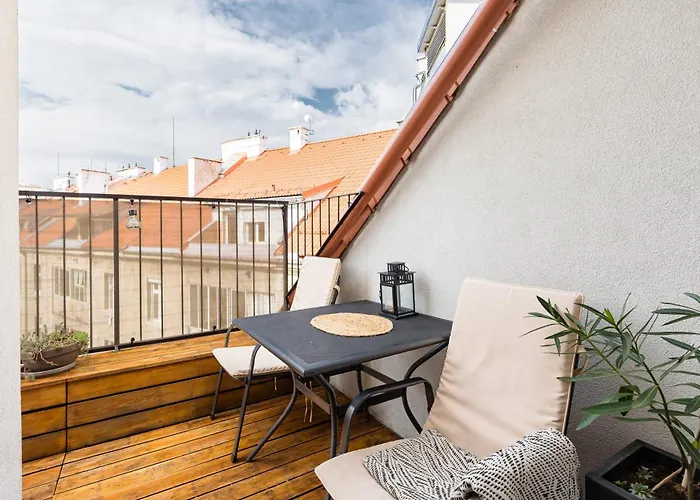 The Golden Mezzanine In Pressburg