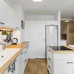 The Golden Mezzanine In Apartament *