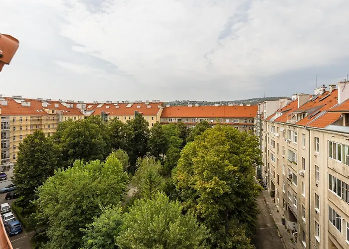 アパート The Golden Mezzanine In